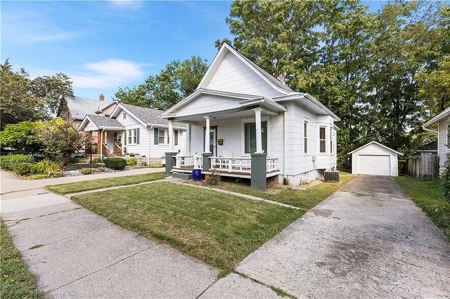 Primary Photo - 4339 Lloyd St