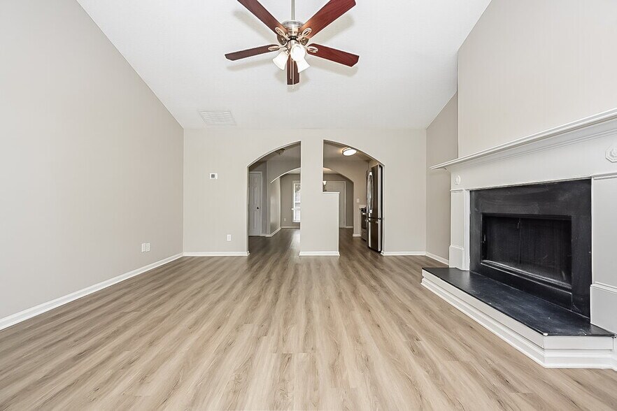 Building Photo - 147 Glynn Addy Dr