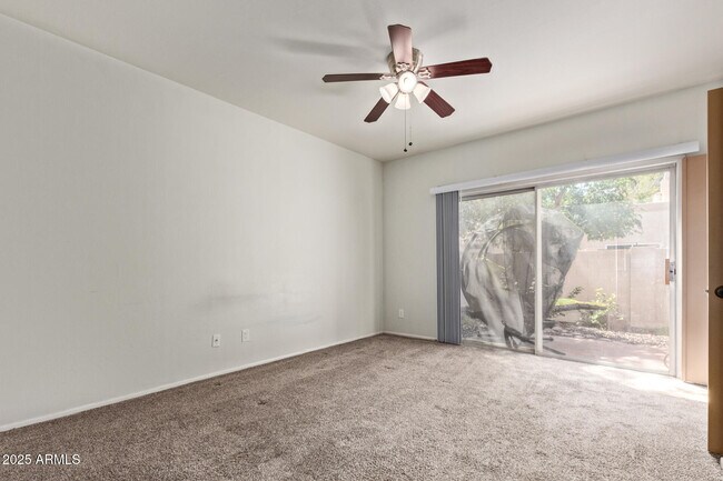 Building Photo - 6734 S Brittany Ln