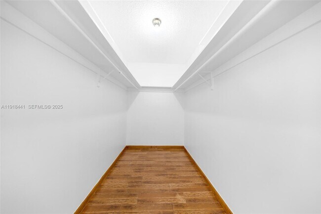 Building Photo - 2841 NE 163rd St