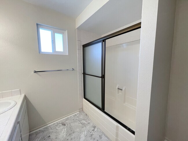 Building Photo - 2074 Caraway St