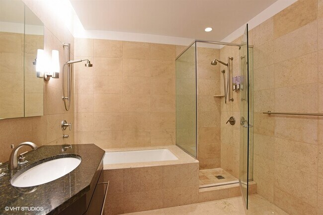 Building Photo - 401 N Wabash Ave