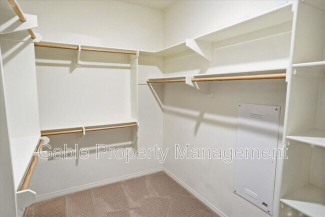 Building Photo - 24359 Verdugo Cir