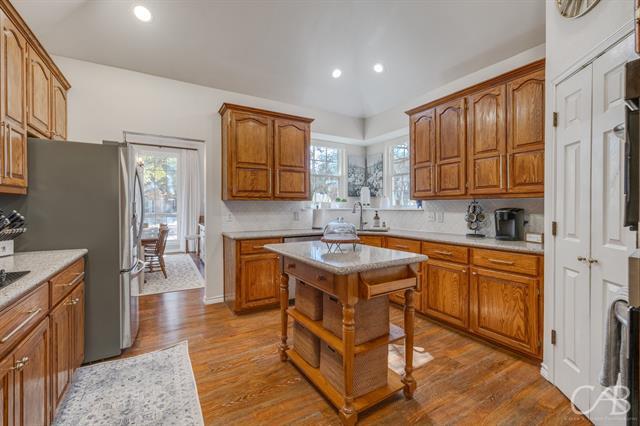 Building Photo - 6358 Dominion Ct
