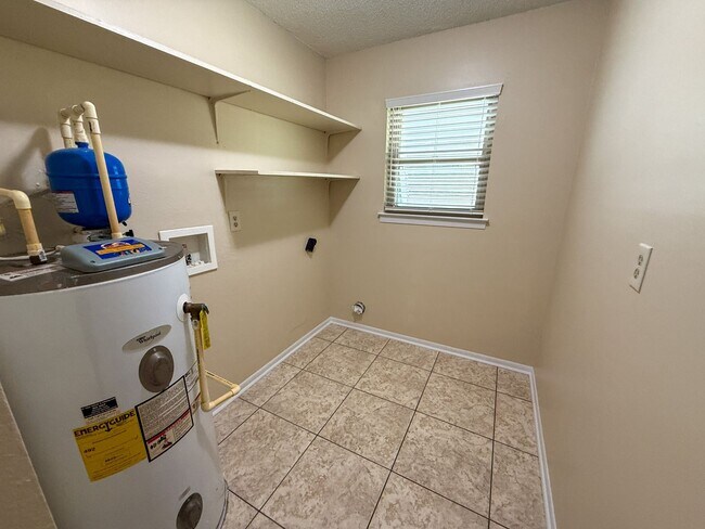 Building Photo - Completely Updated Brick Home with New Kitchen Appliances, Bathrooms, Flooring & Paint!