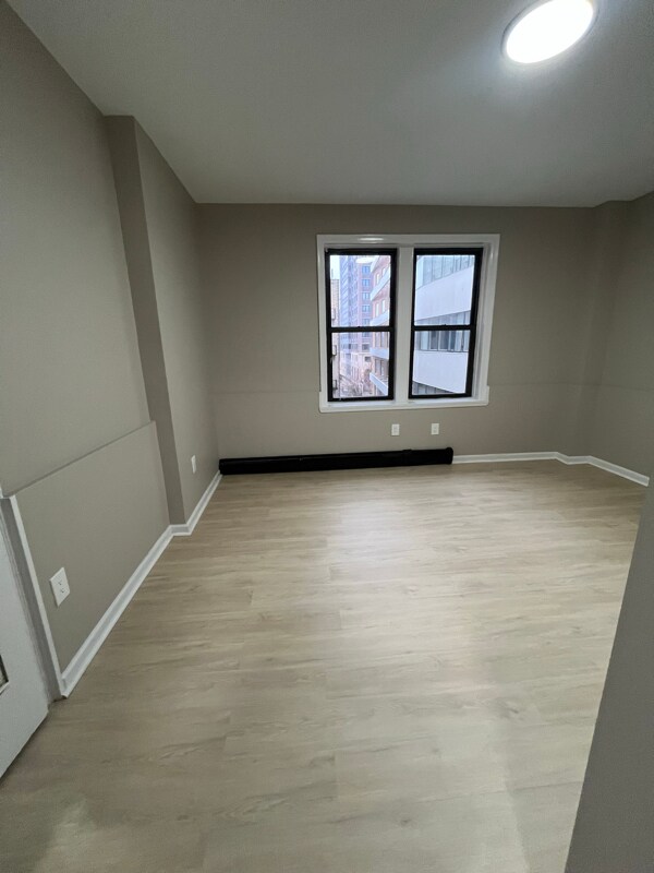 Building Photo - 150 S Harrison St