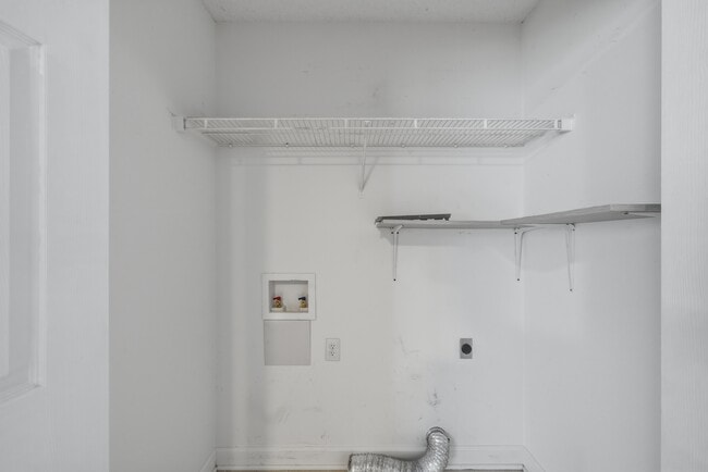 Building Photo - 8504 Powis Cir