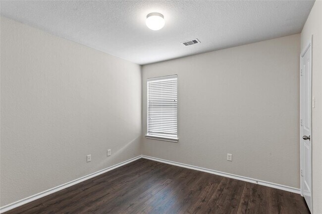 Building Photo - 14143 Astonshire Ln