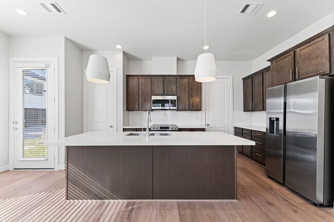 Building Photo - 5904 Jasper Jones Wy