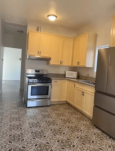 Floorplan - 1407 N Hobart Blvd