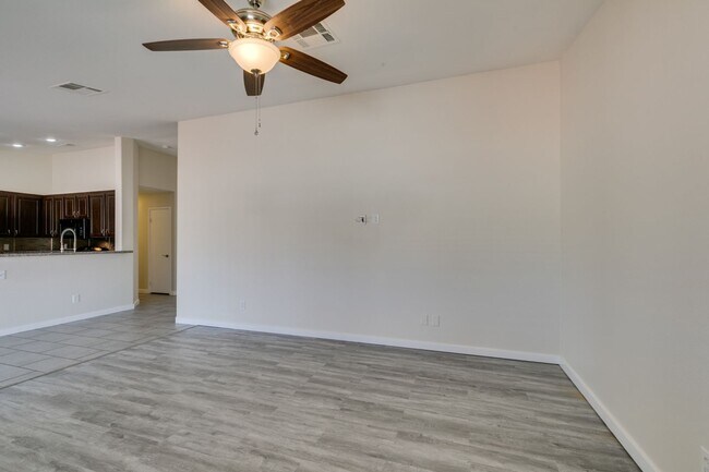 Building Photo - Charming 3-Bedroom Home in N Las Vegas