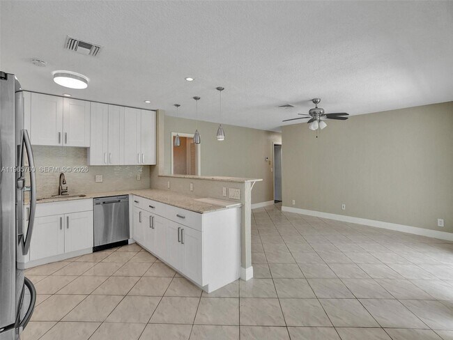 Building Photo - 4330 NW 8th St