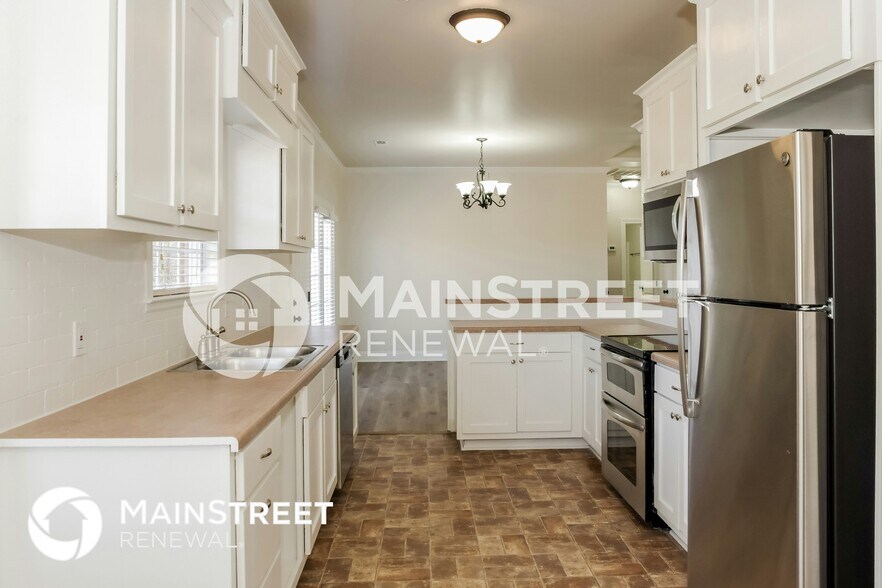 Building Photo - 115 Chapel Creek Dr