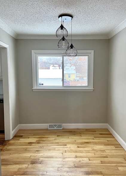 Building Photo - 3016 Kentucky Ave S