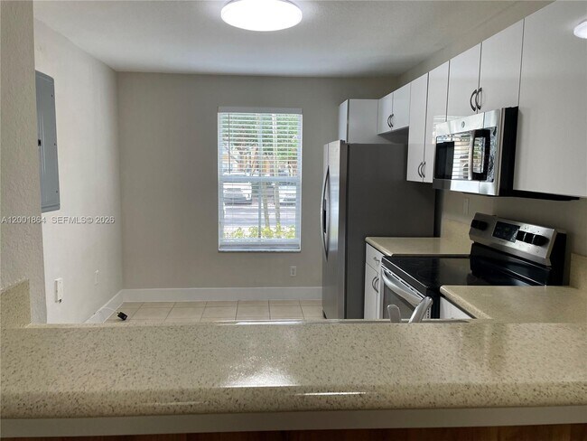 Building Photo - 12957 SW 30th Ct