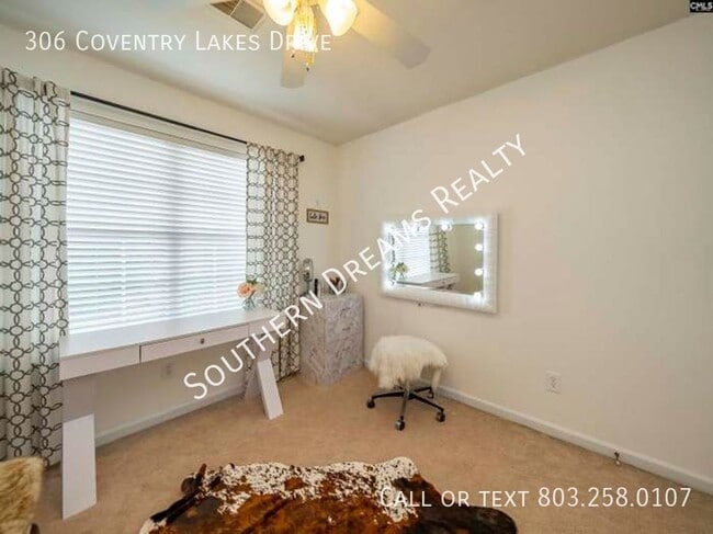 Building Photo - 306 Coventry Lake Dr