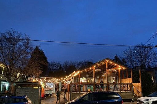 Hinterland Food Carts - 5427 SE Tibbetts St