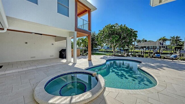 Building Photo - 690 Old Compass Rd