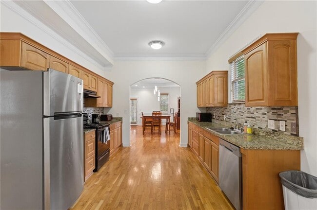 Building Photo - 649 Peeples St SW