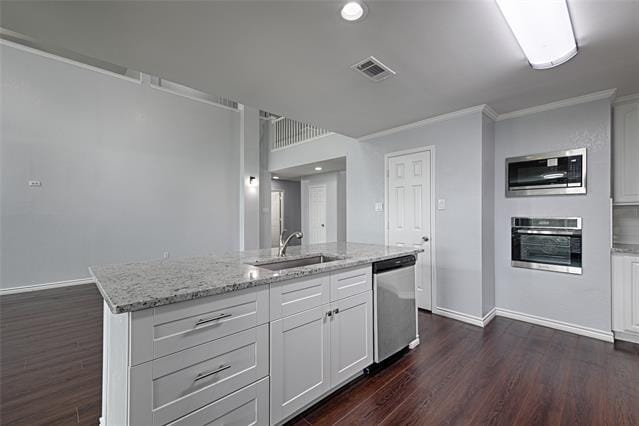 Building Photo - 6703 Meadowcrest Dr