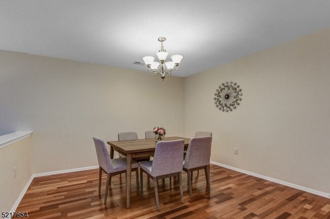 Building Photo - 118 Constitution Way