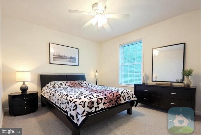 Building Photo - 146 Hunter Ln