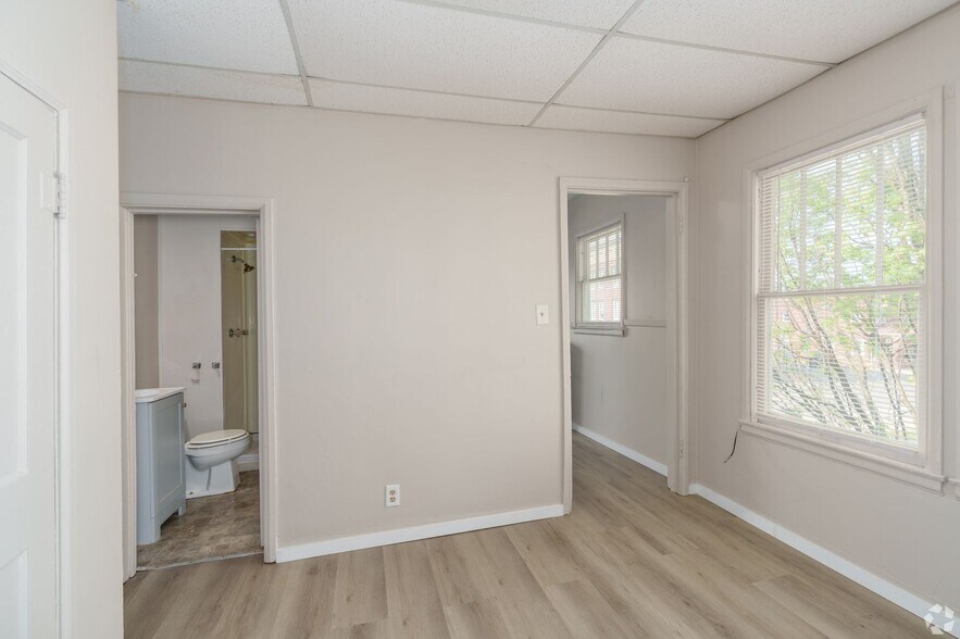 Interior Photo - Biston Apartments