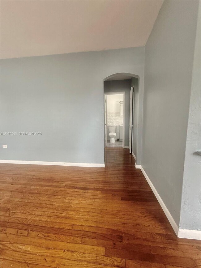 Building Photo - 1730 Marseille Dr