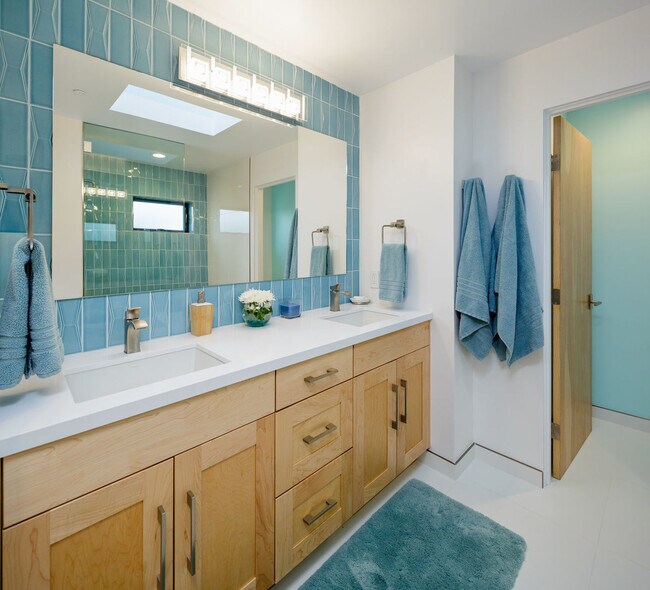 Building Photo - 3920 O-Fully Furnished | Hollywood Beach |...