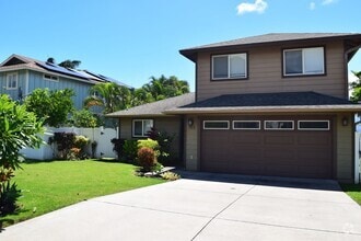 Building Photo - 3 BD. 2.5BA. + bonus office -  BEAUTIFULLY...