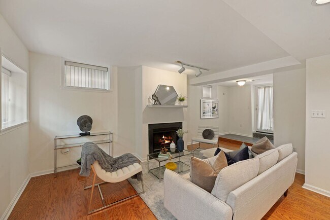 Building Photo - Kalorama Two Bedroom Duplex on Quiet Street! Private Patio/Decorative Fireplace & More!
