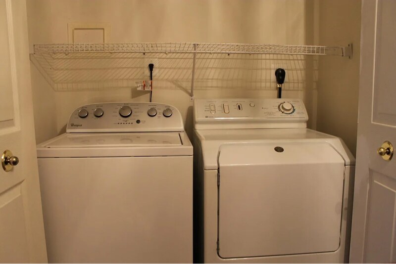 Building Photo - 4641 Kings Mill Way