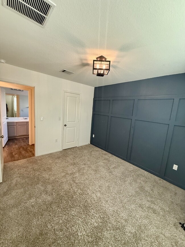 Building Photo - 3908 Ignacio Dr