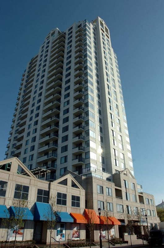 Building Photo - 526 Pacific Ave
