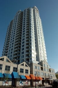 Building Photo - 526 Pacific Ave