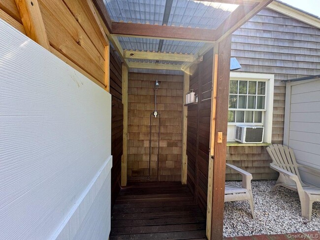 Building Photo - 45 Bellows Terrace