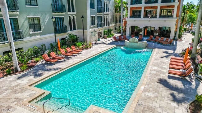 Building Photo - 8000 Via Sardinia St