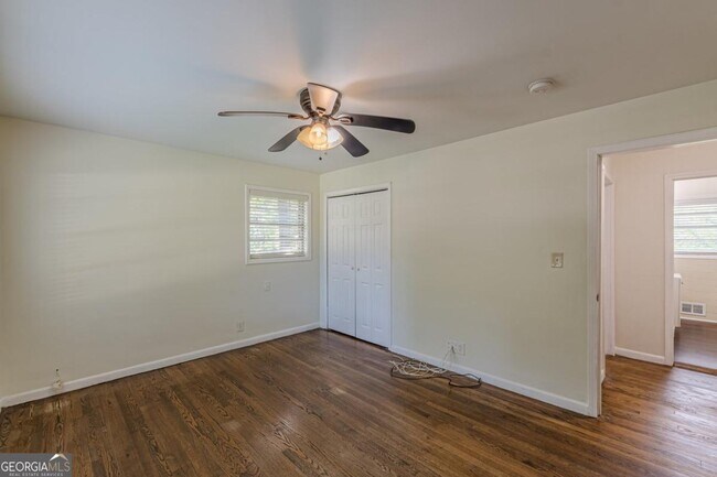 Building Photo - 2416 Timber Ridge Ct
