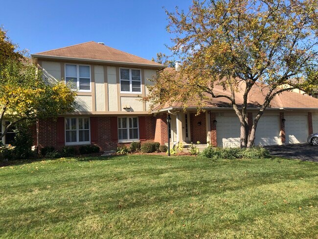 Primary Photo - 1288 N Streamwood Ln