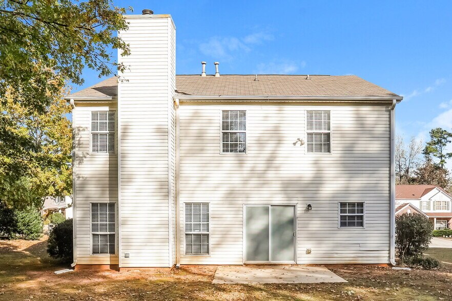 Building Photo - 229 Winthrop Ln