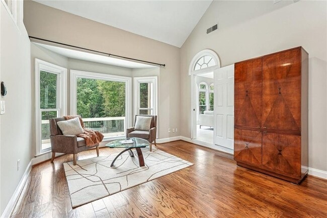 Building Photo - 511 Pine Valley Rd SE