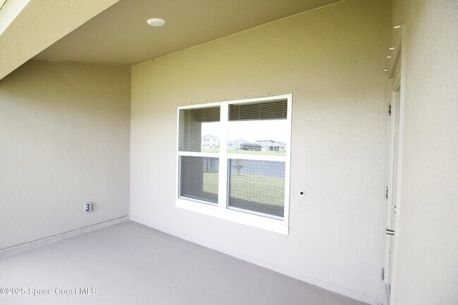Building Photo - 2541 Pinwherry St