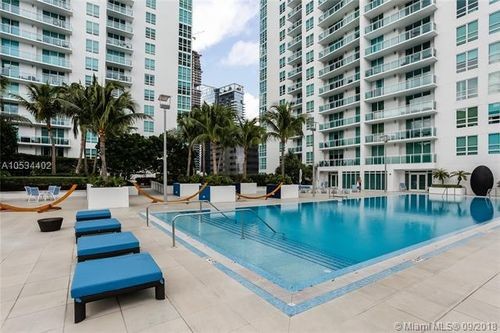 Building Photo - 950 Brickell Bay Dr