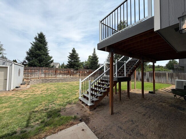 Building Photo - Now renting 4 bedroom House