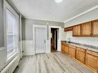 Building Photo - 153 Horton St