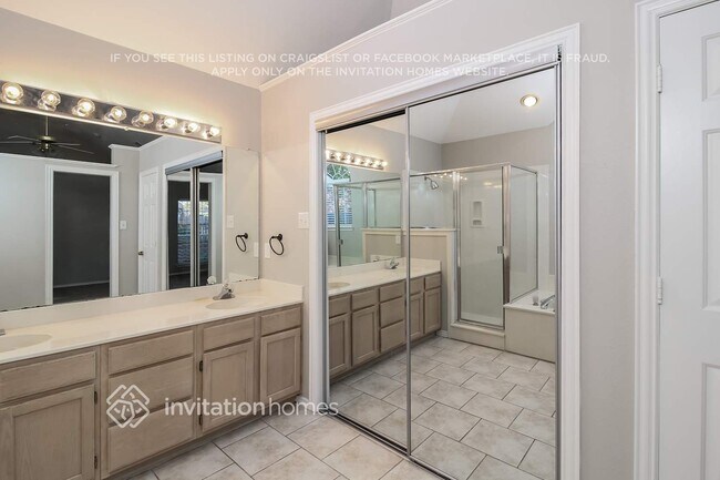 Building Photo - 7878 Squire Ln