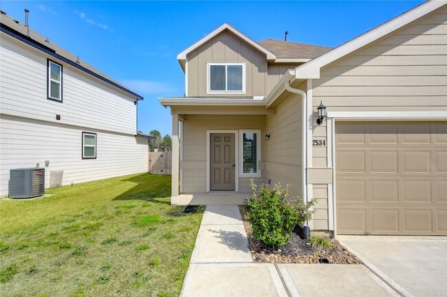 Building Photo - 2534 Sturgeon Wy