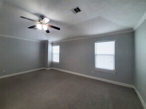 Building Photo - 2945 Sandcastle Ln