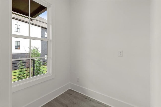 Building Photo - 673 soul Aly