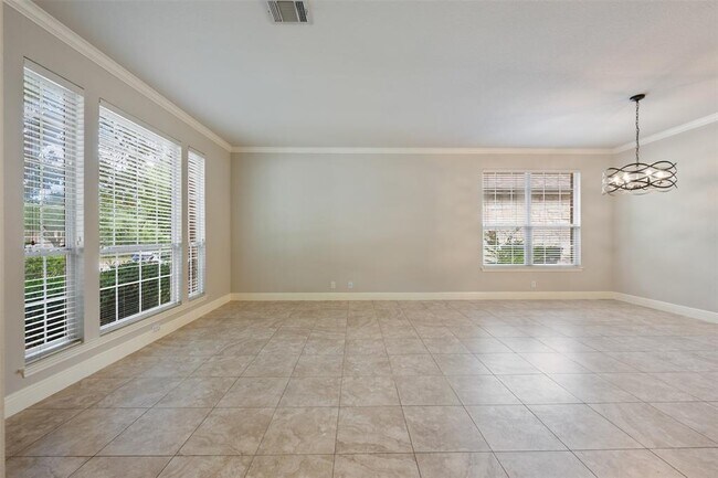 Building Photo - 11619 Sonoma Dr